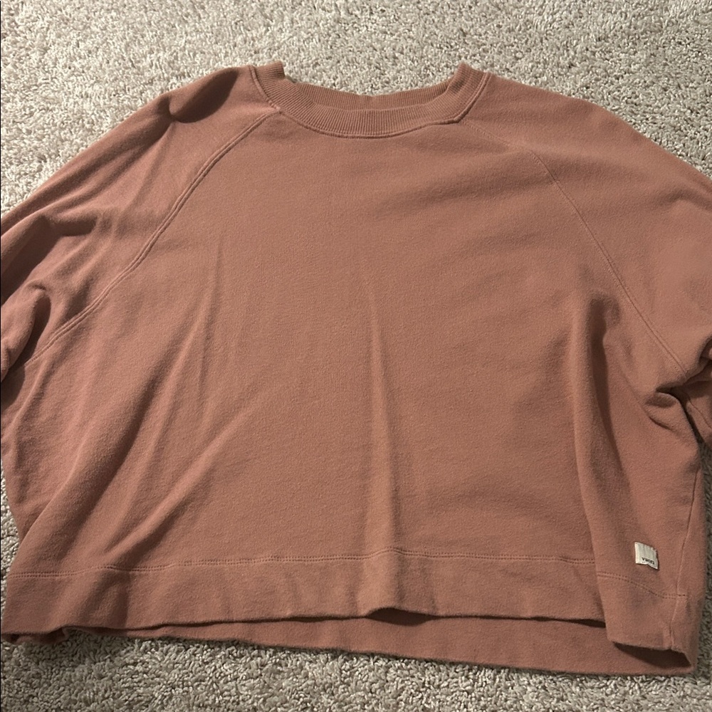 Like New Vuori Women's Crew Neck Sweatshirt